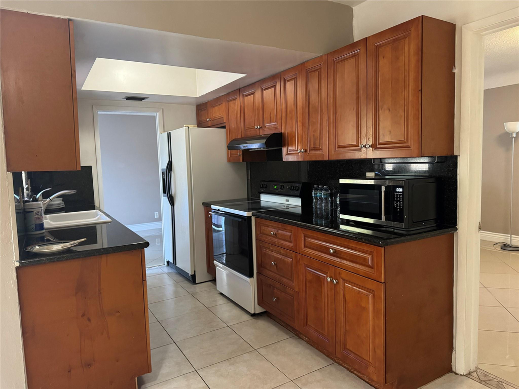 5691 Sw 1st Street - Photo 2