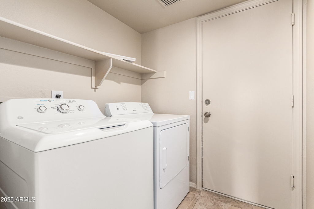 1334 E Helena Drive - Photo 18
