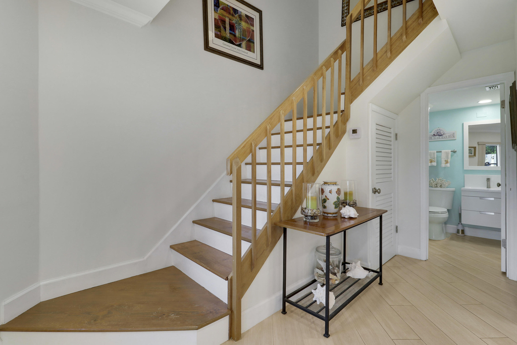 232 Seabreeze Circle - Photo 12