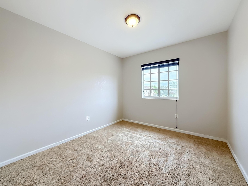 1366 Nw 214th Terrace - Photo 27