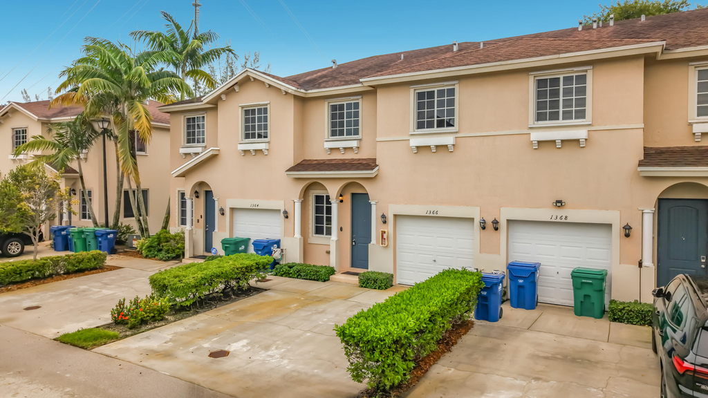1366 Nw 214th Terrace - Photo 5