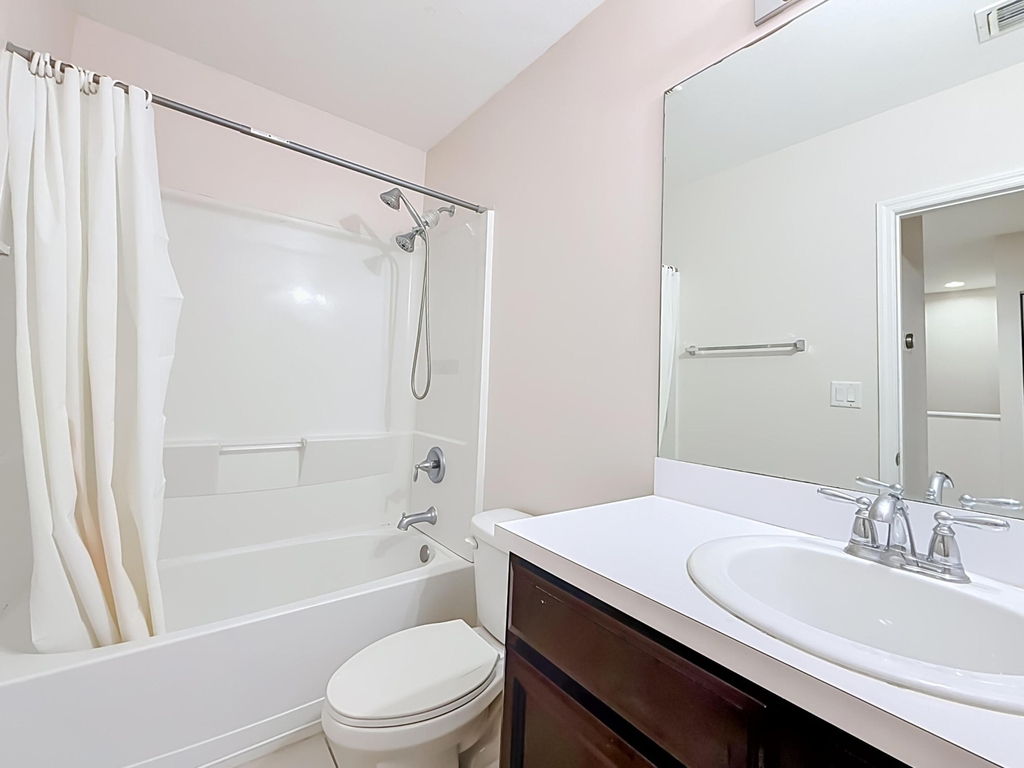 1366 Nw 214th Terrace - Photo 34