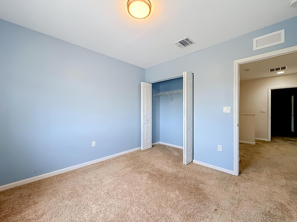 1366 Nw 214th Terrace - Photo 31