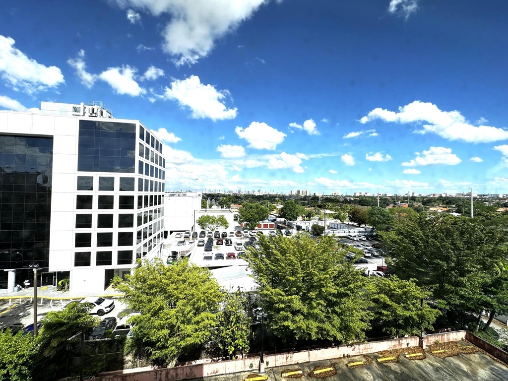 5050 Nw 7th Street - Photo 13
