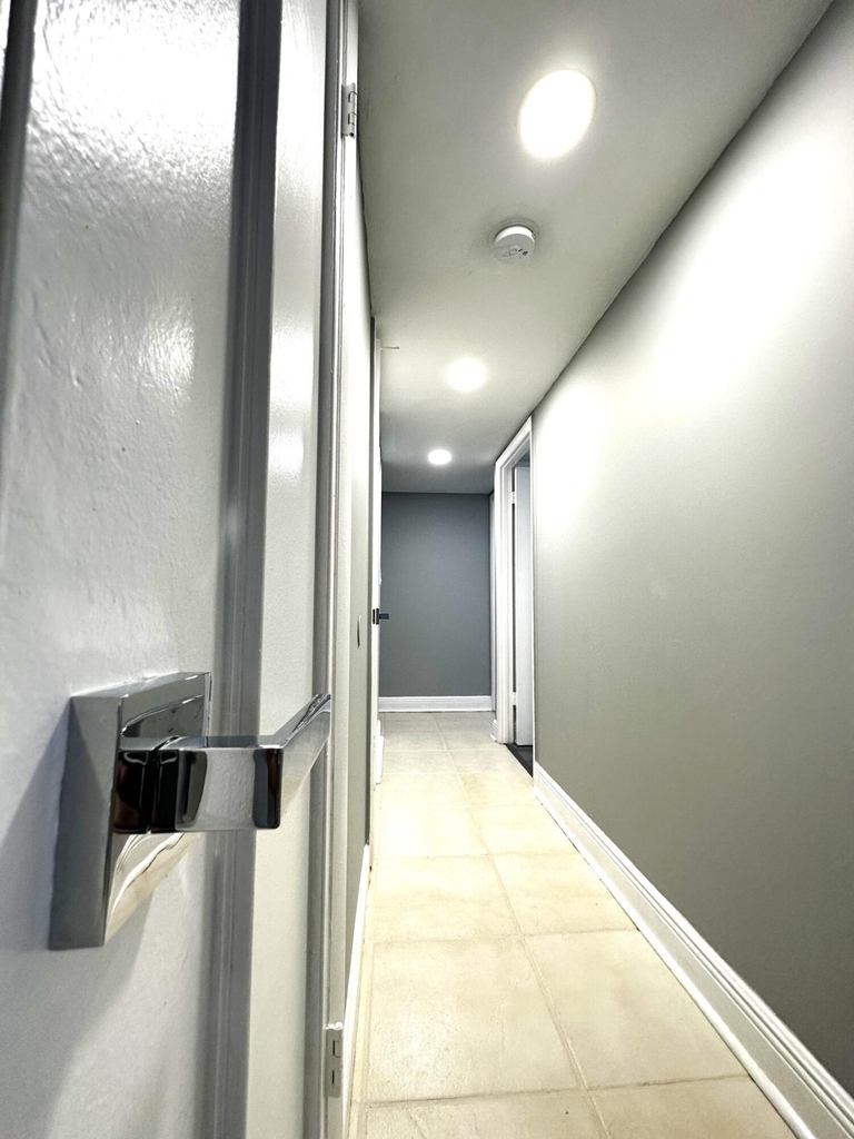 5050 Nw 7th Street - Photo 23