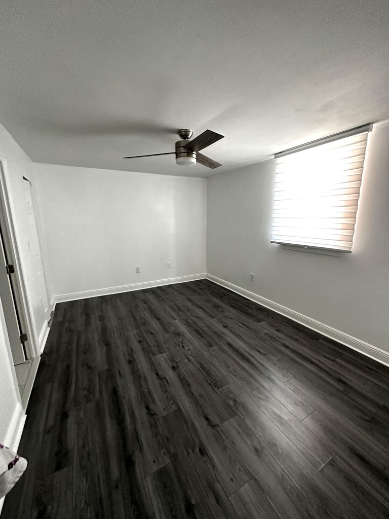 5050 Nw 7th Street - Photo 10