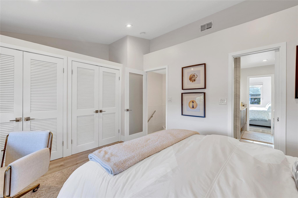 1991 Ne 15th Avenue - Photo 23