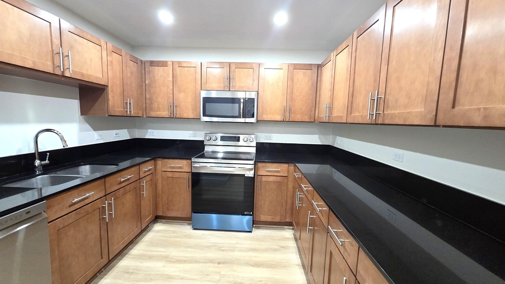 8395 Sw 73rd Avenue - Photo 5