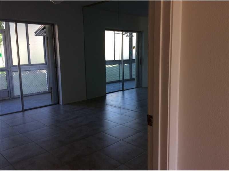 500 Village Green Circle W - Photo 5
