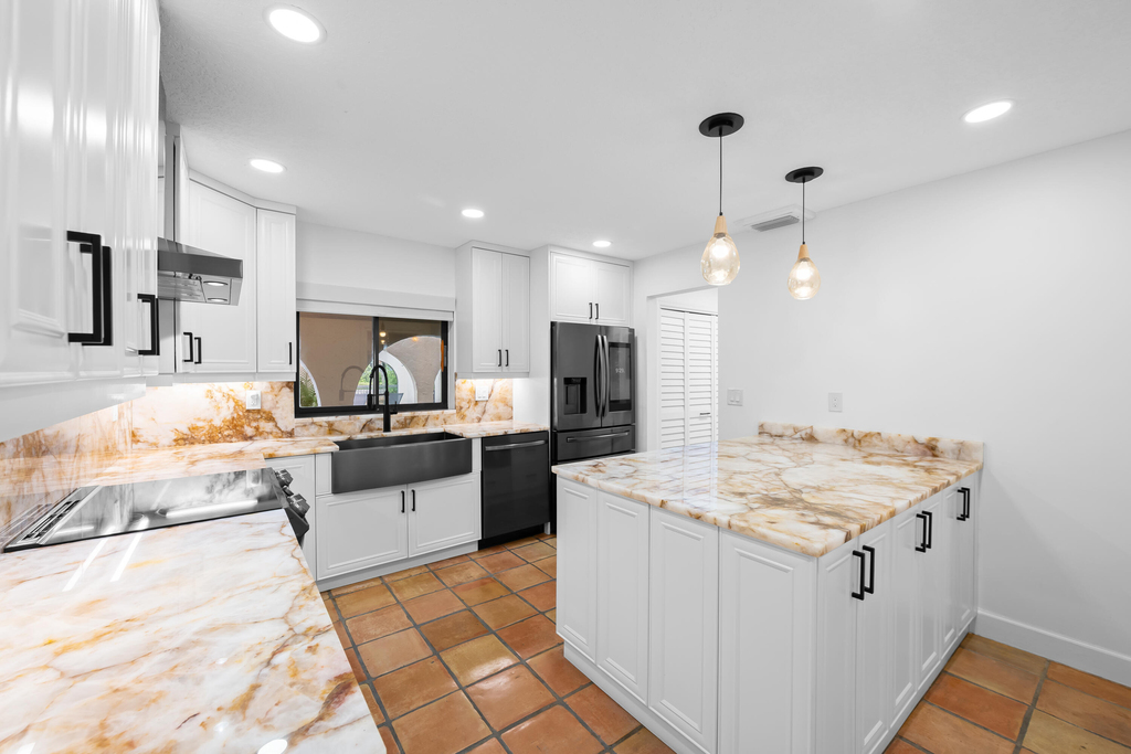 2461 Sw 27th Terrace - Photo 6