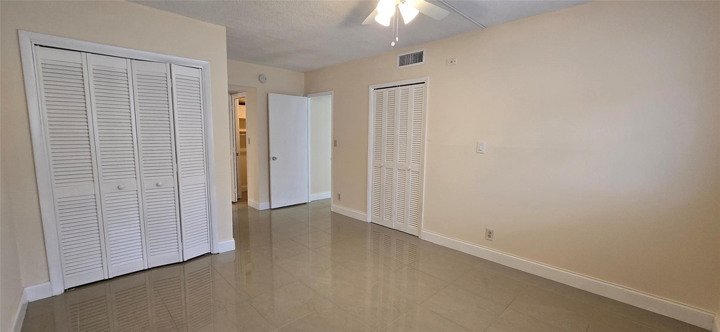 2950 N Palm Aire Drive - Photo 5