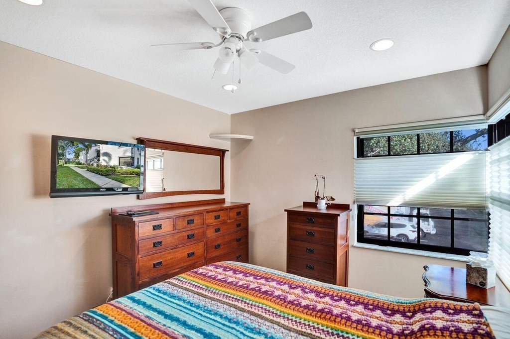 5415 E Verona Drive - Photo 8