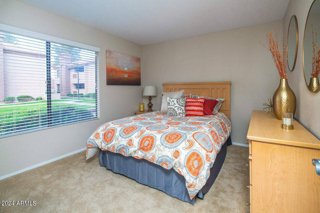 242 S Beck Avenue - Photo 6