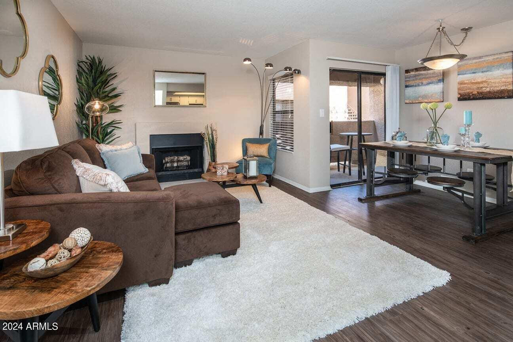 242 S Beck Avenue - Photo 1