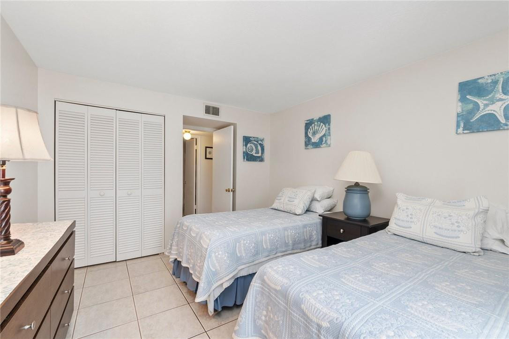 1180 Carlton Court - Photo 21