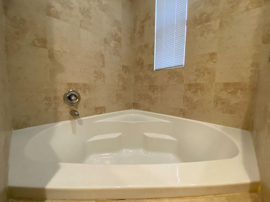 2326 Vintage Drive - Photo 31