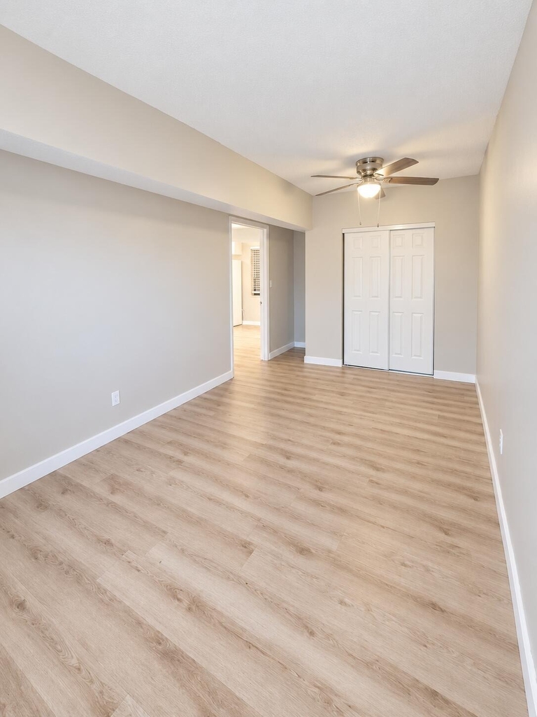 3801 N Andrews Avenue - Photo 9