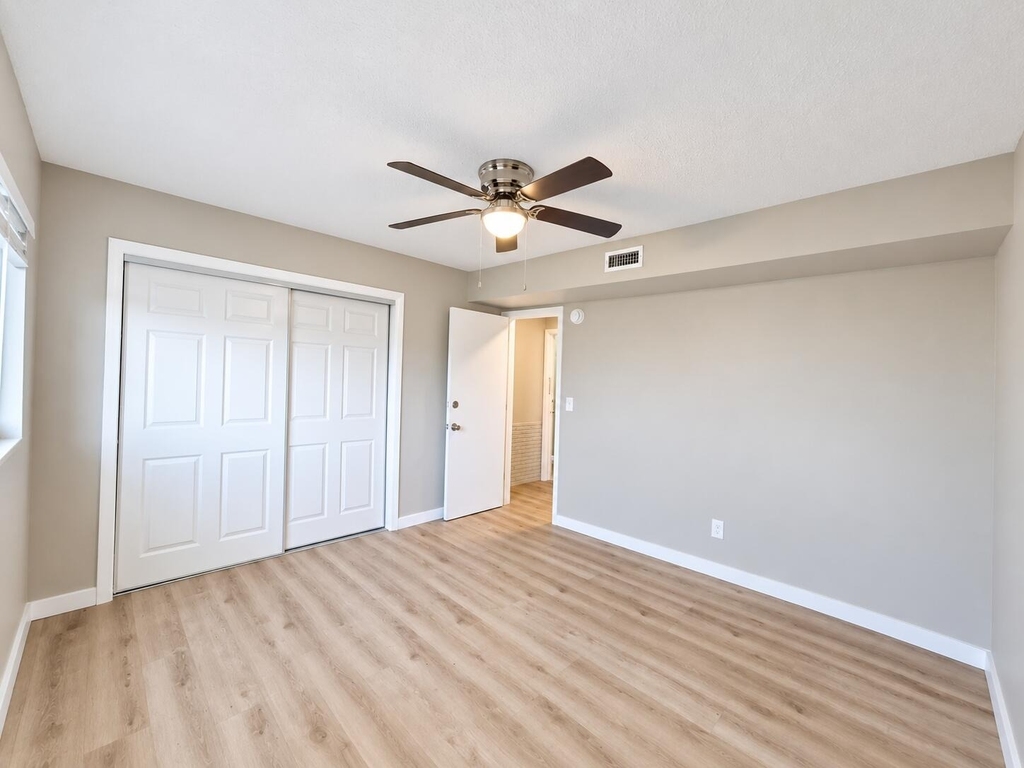 3801 N Andrews Avenue - Photo 8