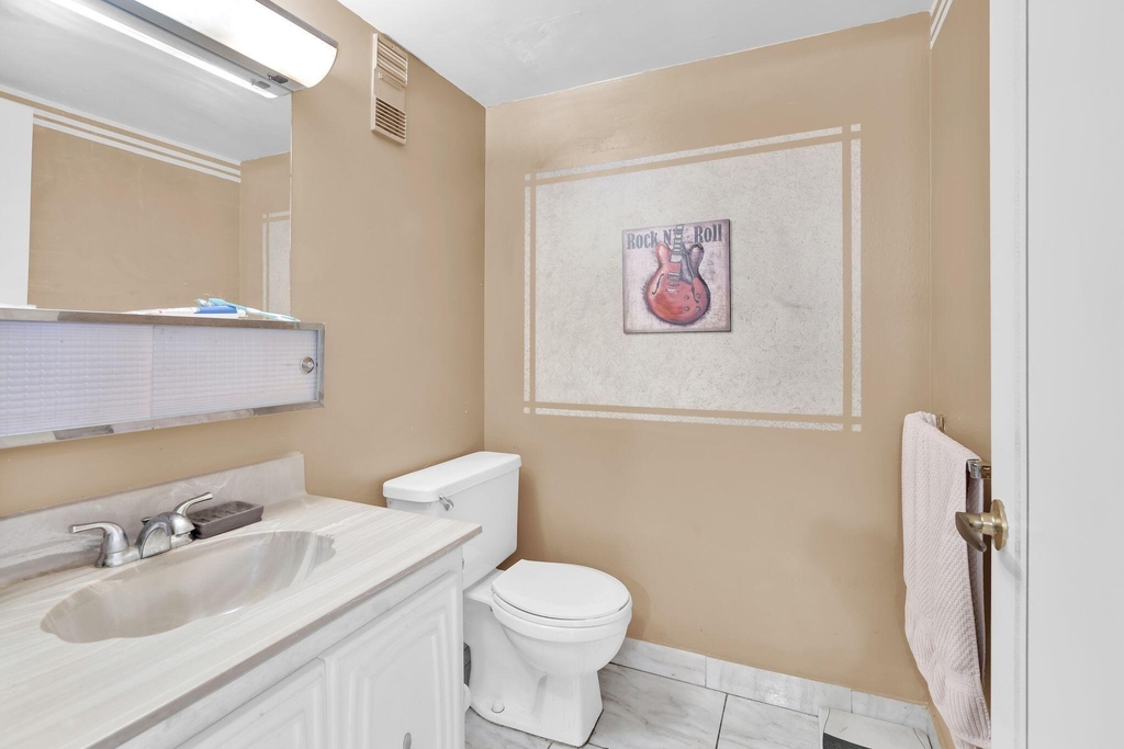 711 Lori Drive - Photo 13