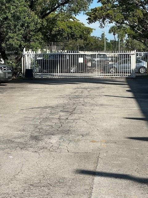 4265 Nw Tamiami Canal Dr - Photo 3