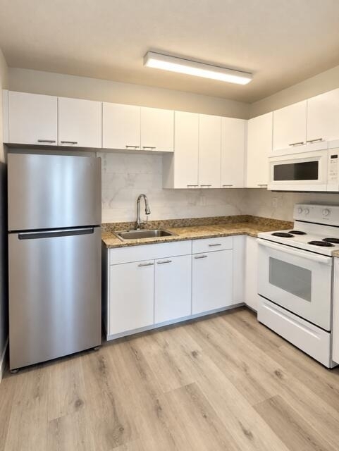 4265 Nw Tamiami Canal Dr - Photo 10