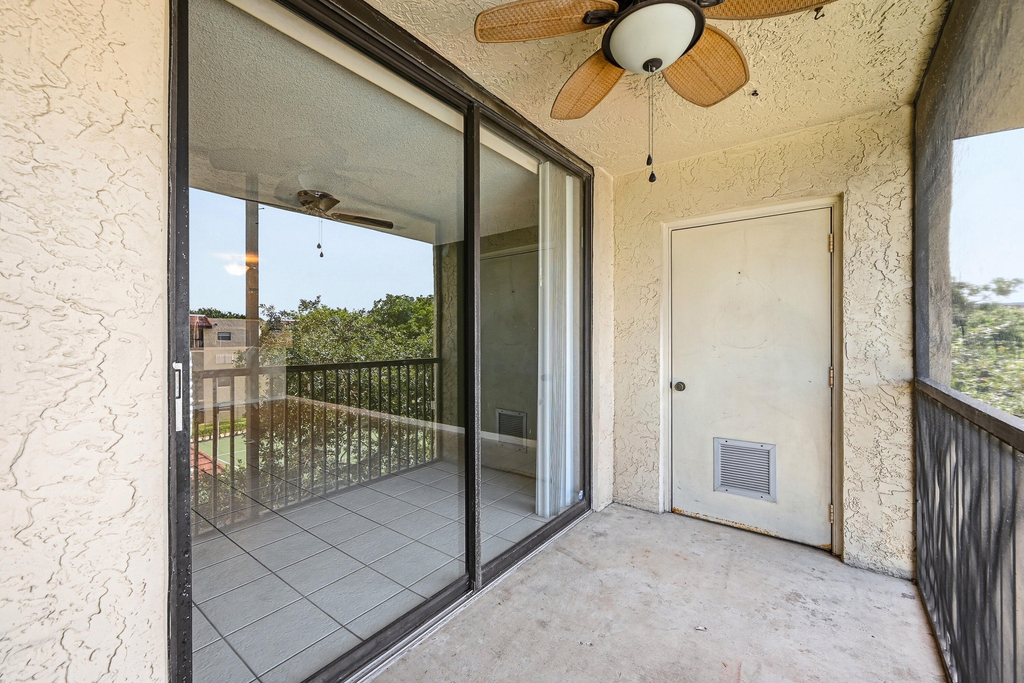 10501 W Broward Boulevard - Photo 26