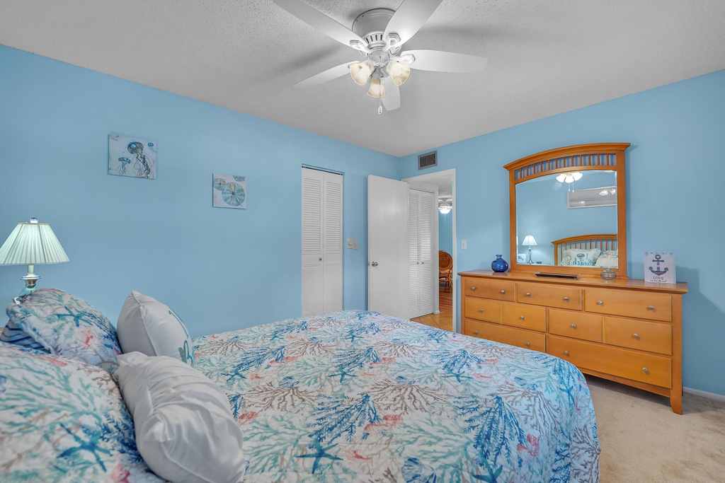 210 Lake Evelyn Drive - Photo 18