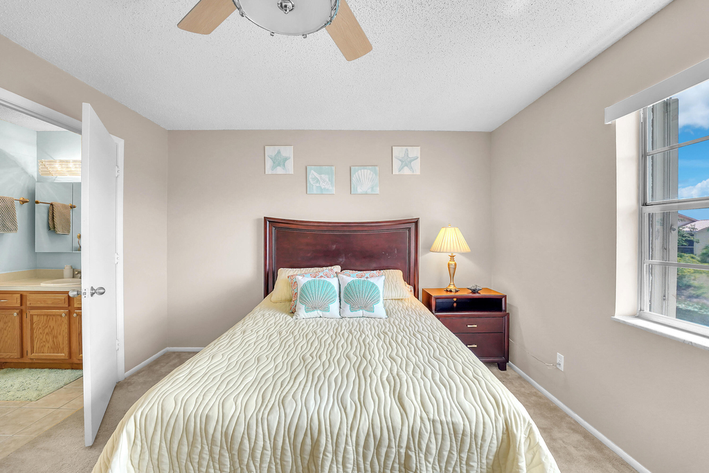 210 Lake Evelyn Drive - Photo 21