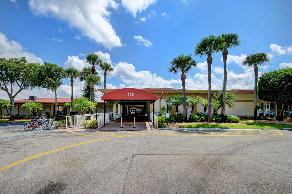 210 Lake Evelyn Drive - Photo 24