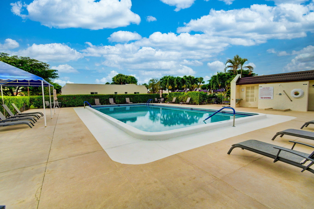 210 Lake Evelyn Drive - Photo 30