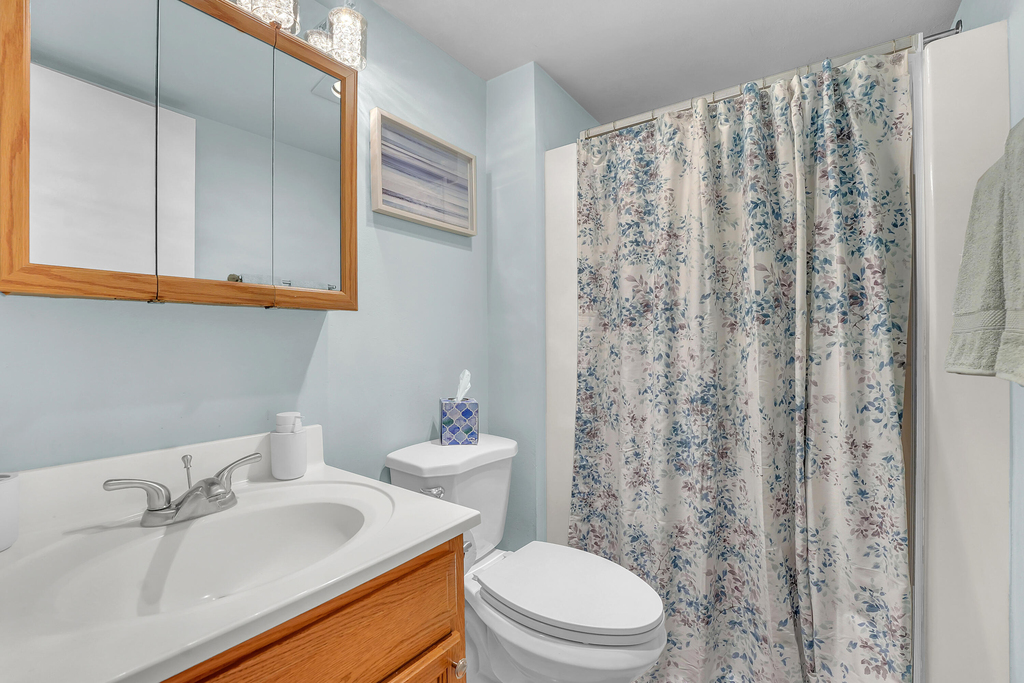 210 Lake Evelyn Drive - Photo 16