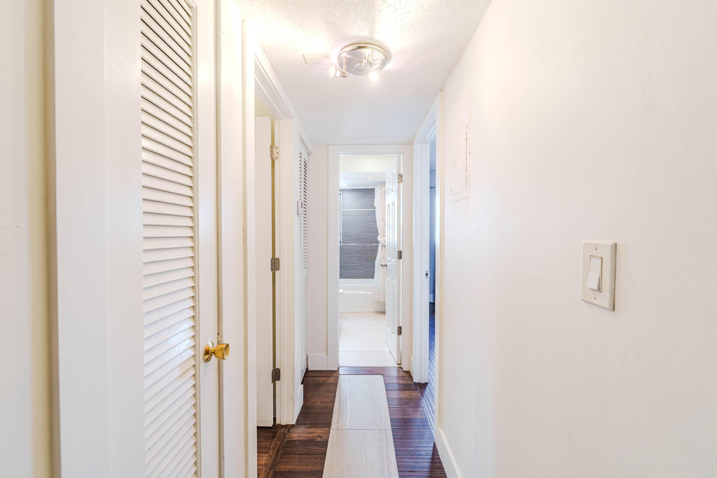 900 Ne 12th Avenue - Photo 8