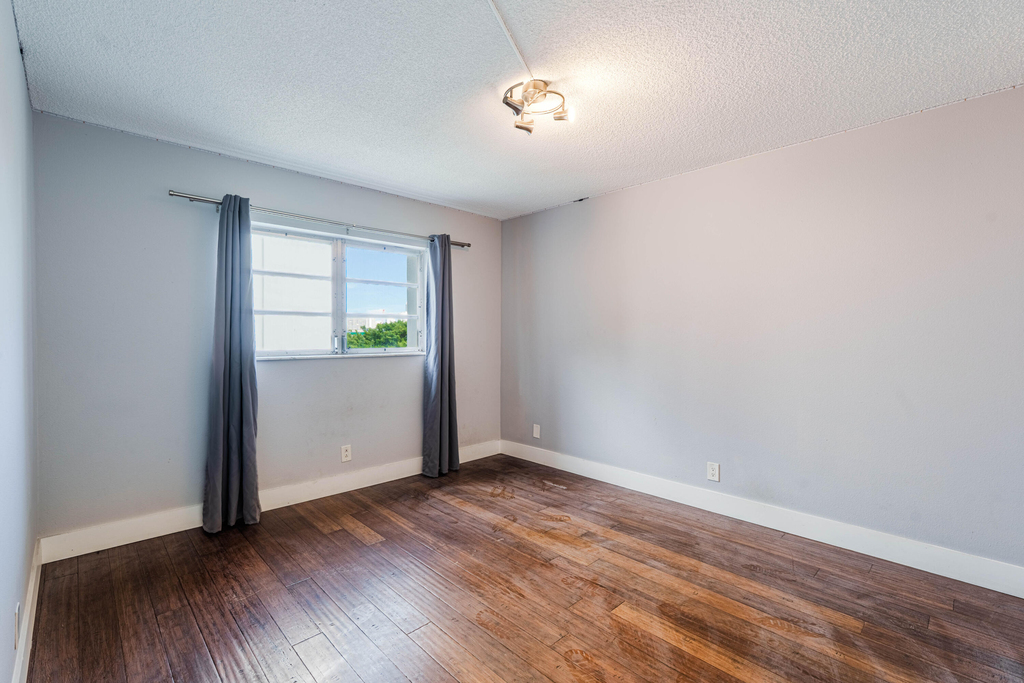 900 Ne 12th Avenue - Photo 9