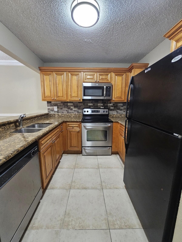 1421 Windorah Way - Photo 3