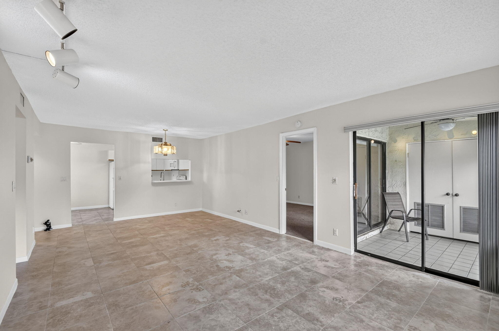 7665 Tahiti Lane - Photo 10