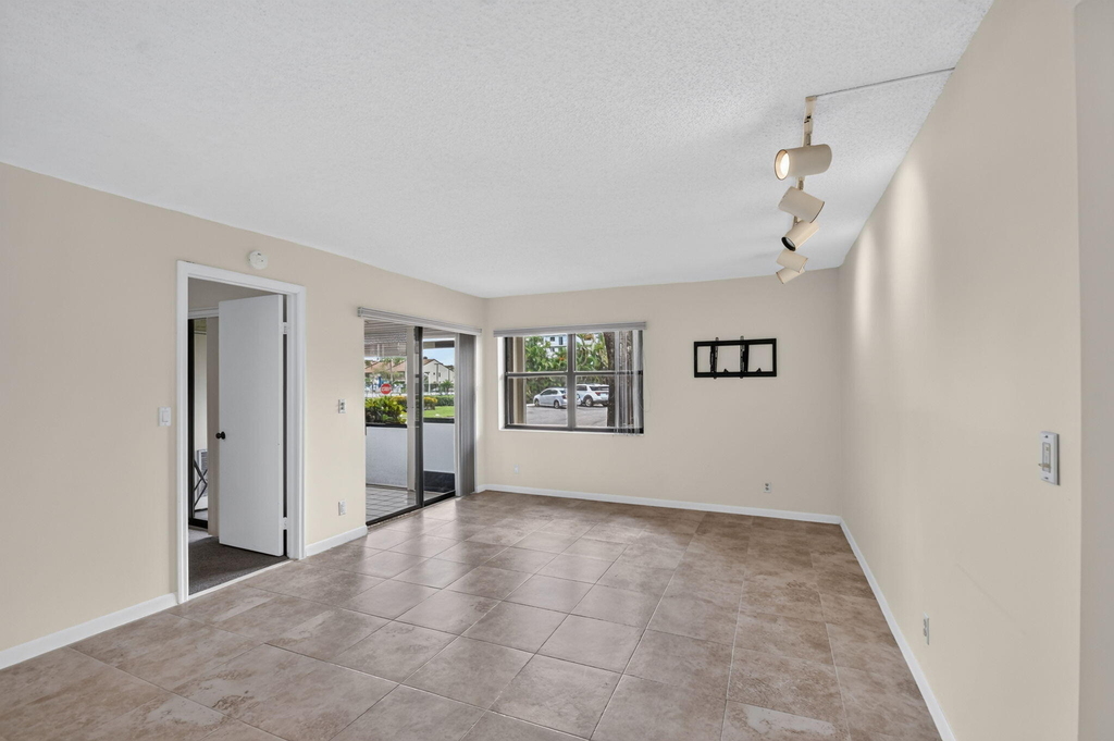 7665 Tahiti Lane - Photo 9