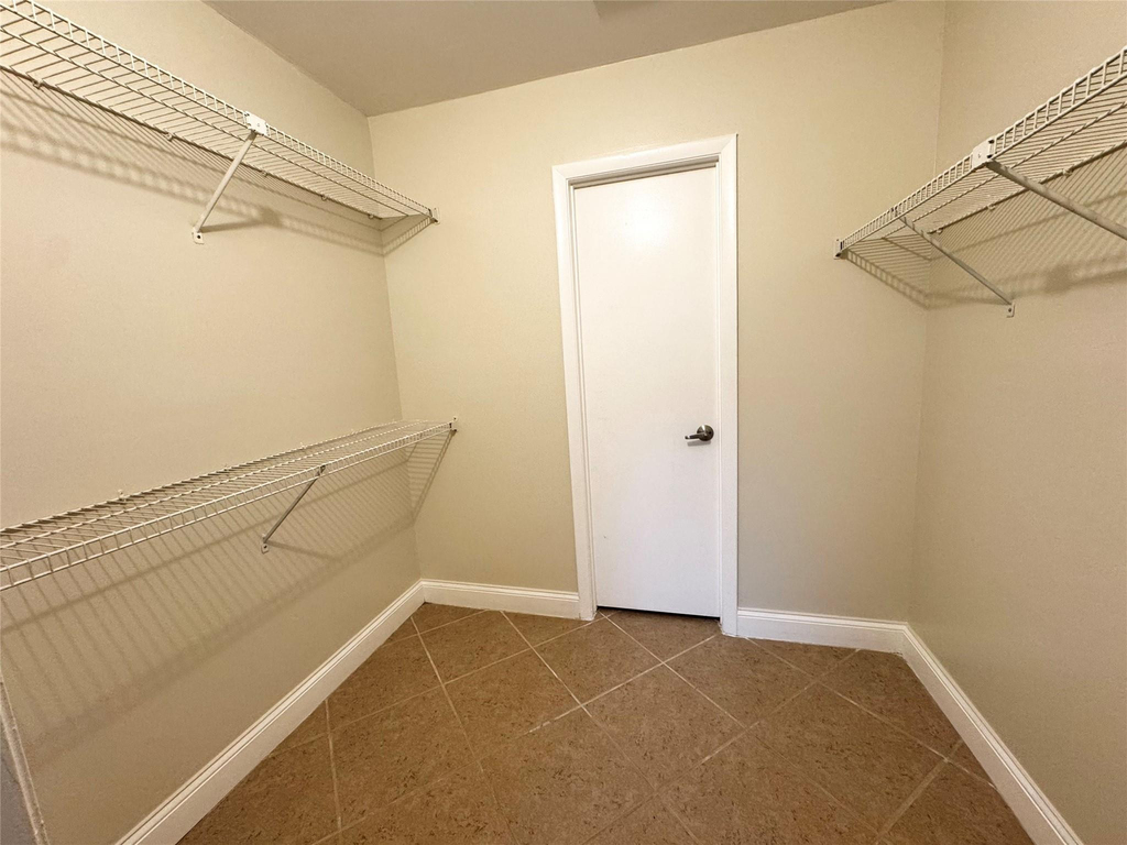 10717 Cleary Boulevard - Photo 12