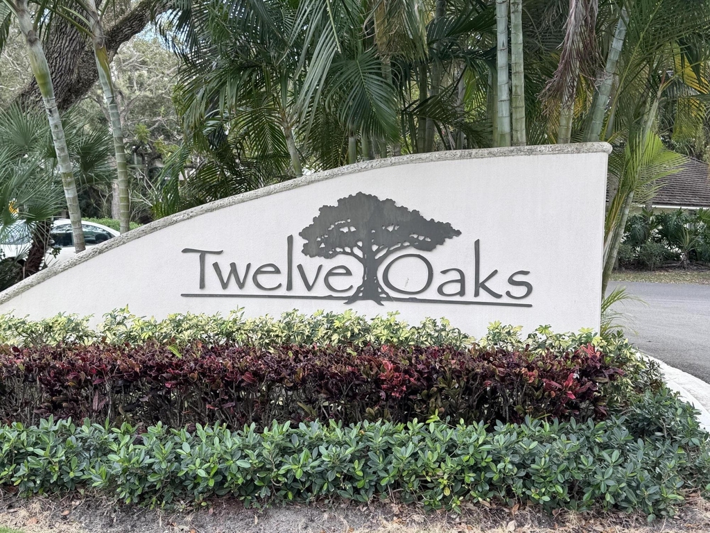 11370 Twelve Oaks Way - Photo 0