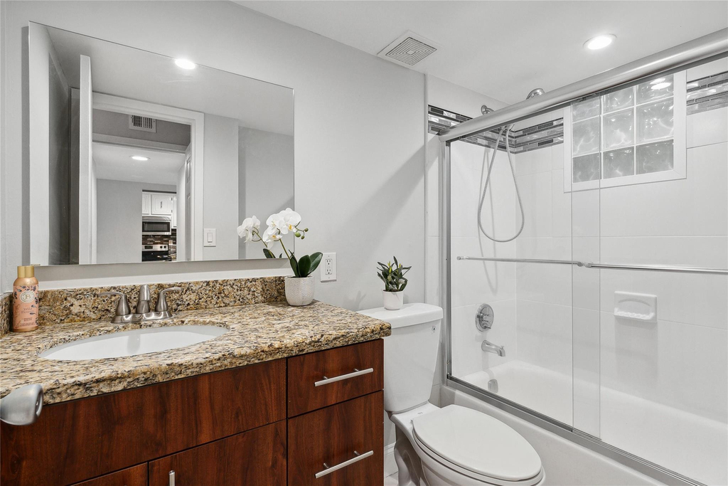 485 N Pine Island Road - Photo 9