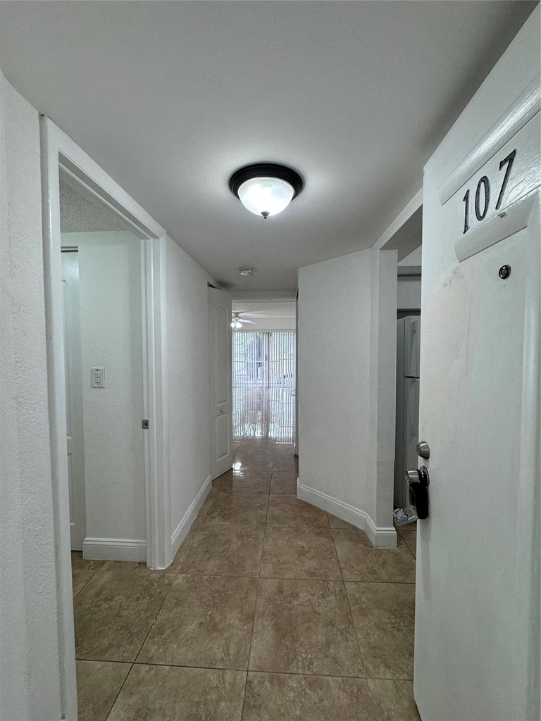 4205 N University Drive - Photo 2