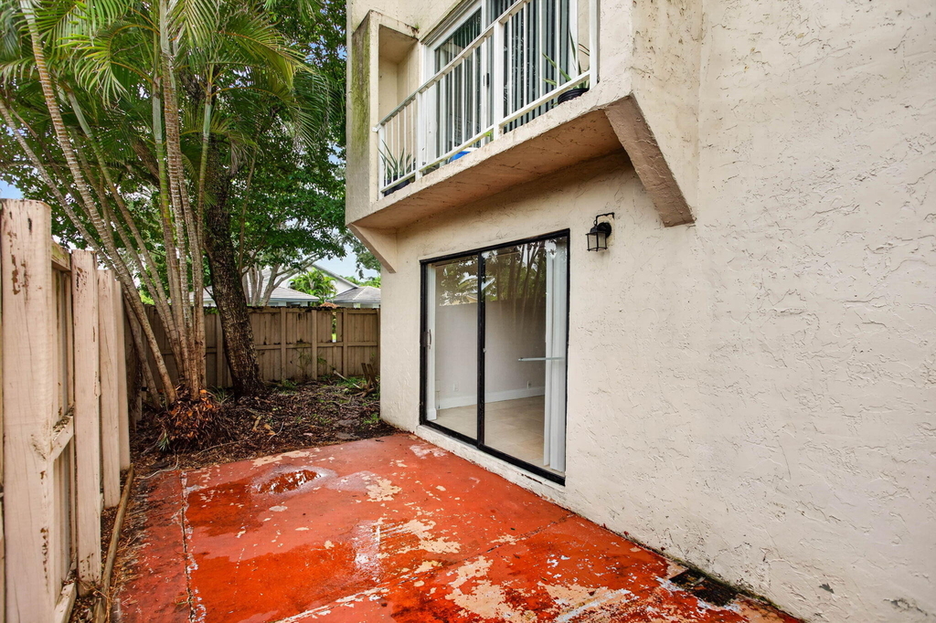 3760 Nw 115th Avenue - Photo 16