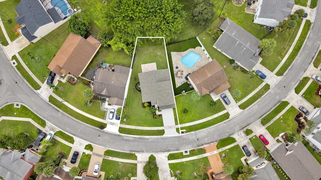 22481 Middletown Drive - Photo 2