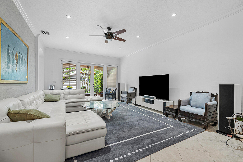 828 Estuary Way - Photo 8