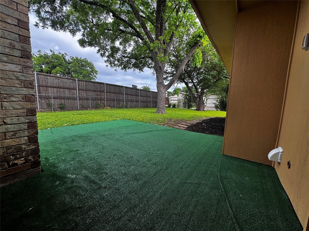 1826 Melrose Street - Photo 9