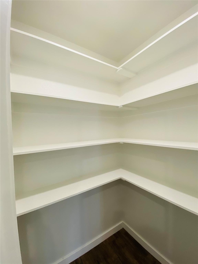307 N Colbert Avenue - Photo 6