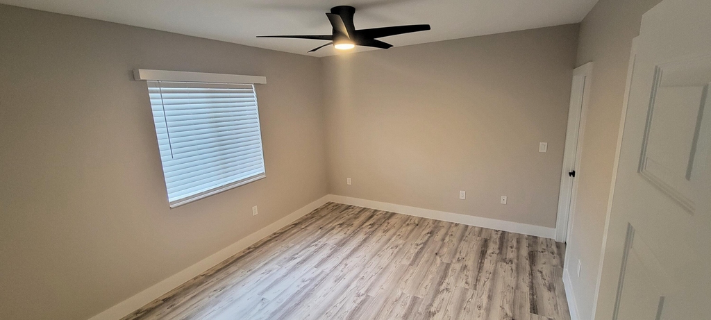 6418 Emerald Dunes Drive - Photo 16