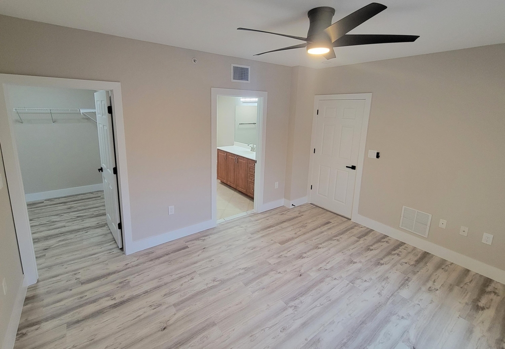6418 Emerald Dunes Drive - Photo 32