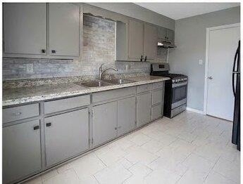 1342 South Drive - Photo 4
