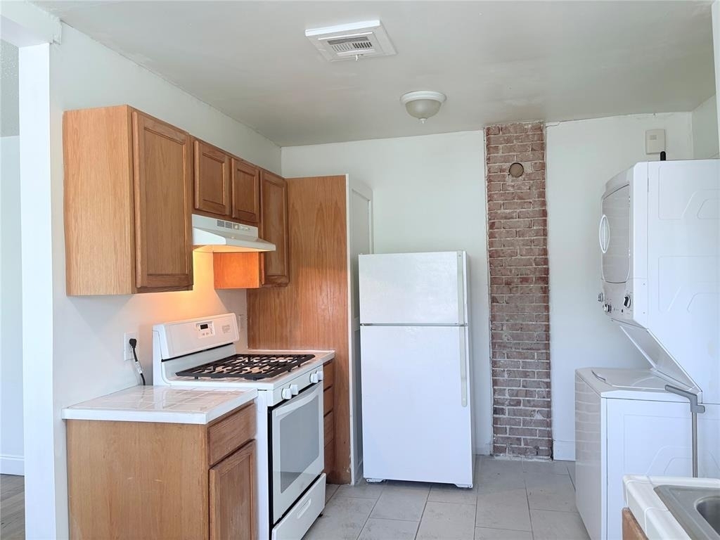 2600 Nw 12th Street - Photo 9