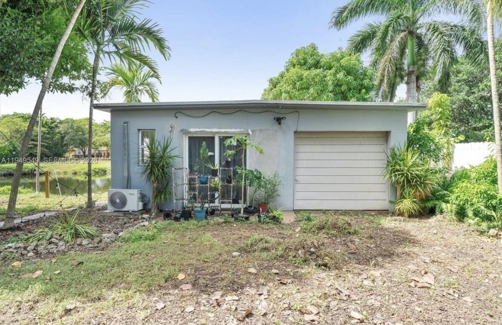 12660 Griffing Boulevard - Photo 7